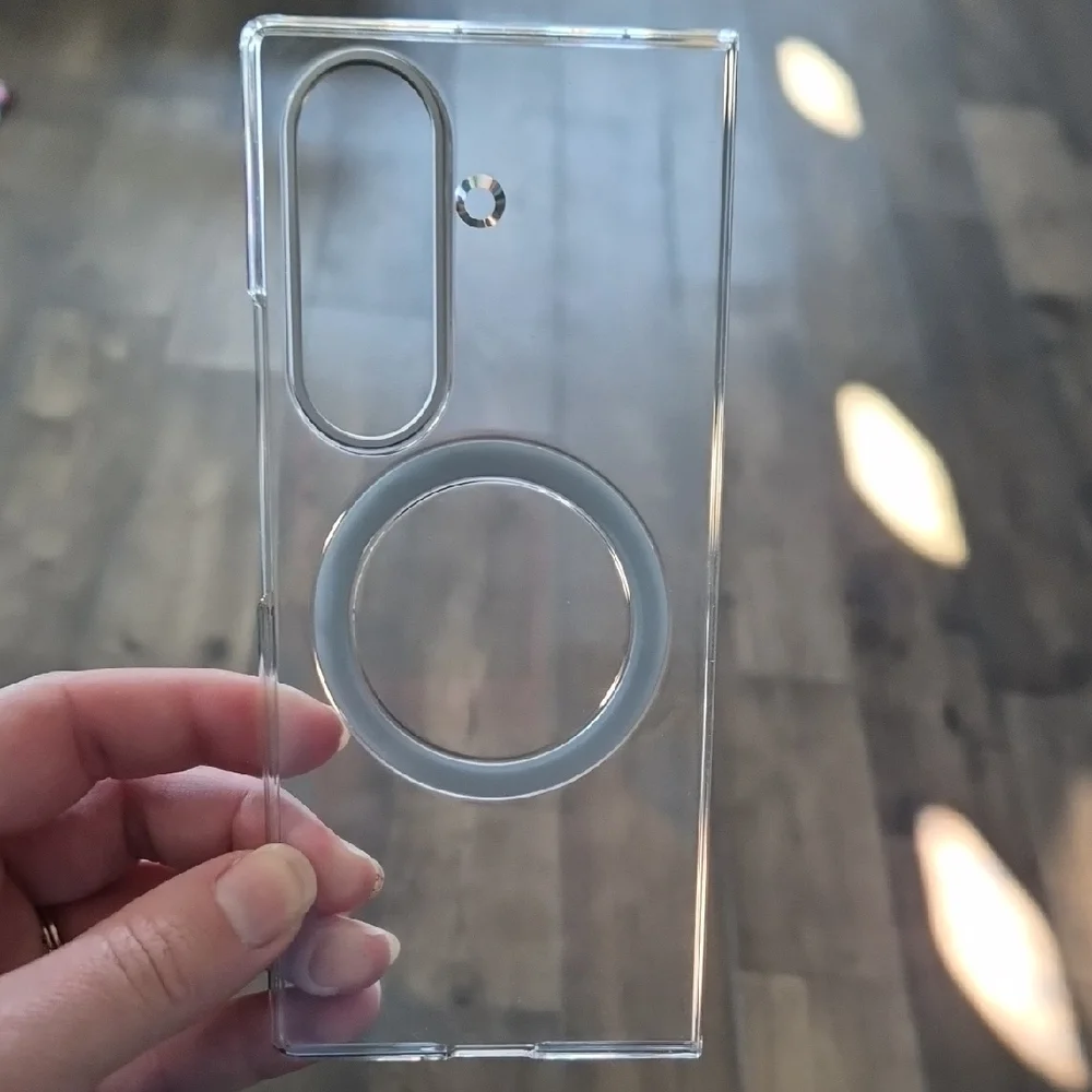 Samsung Transparent Case with Silver Magnetic Ring